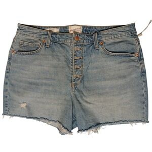 UT Vintage Midi Denim Shorts Light Wash Button Fly Size 14/32R